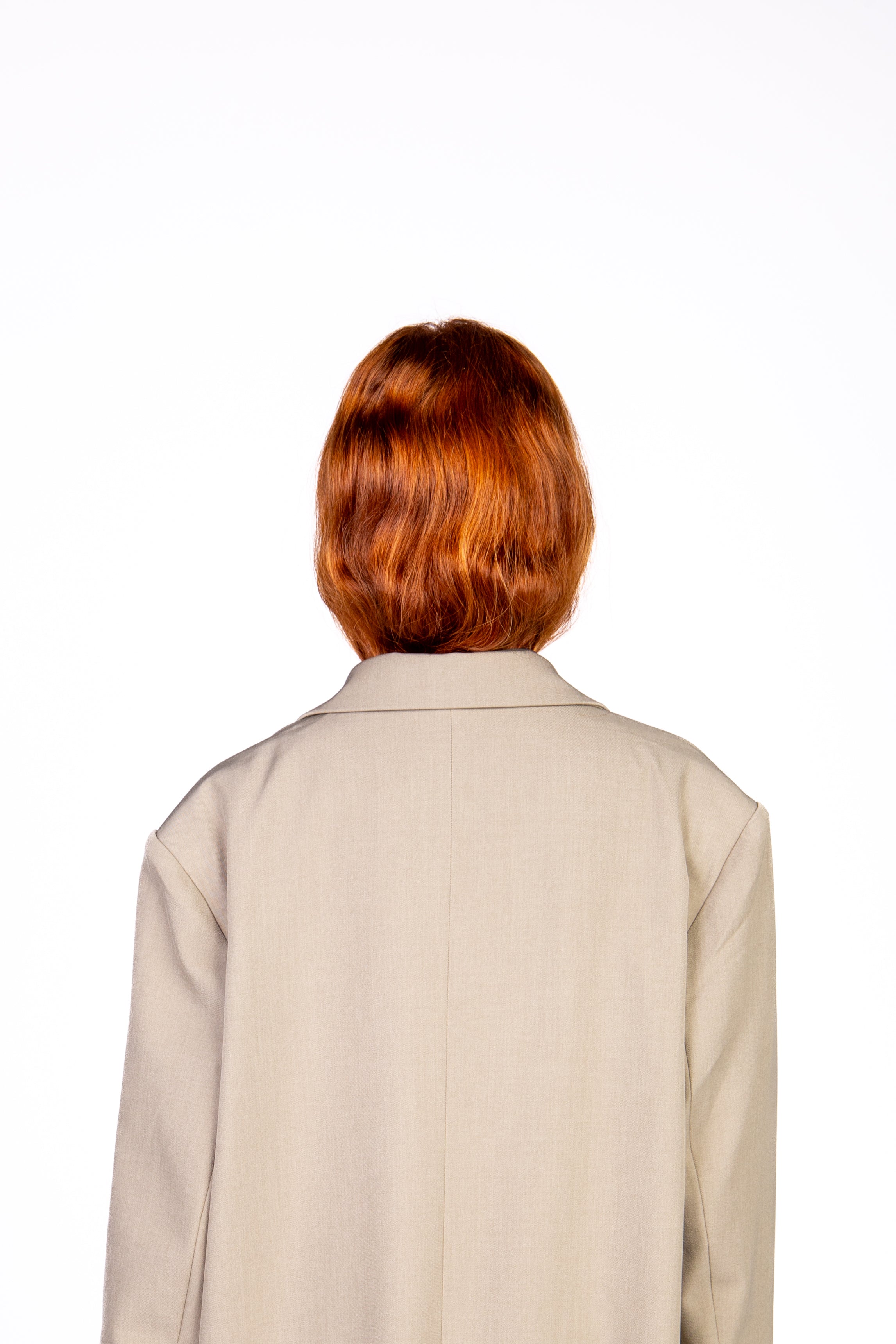 C- Abrigo LUJOS ILUSORIOS