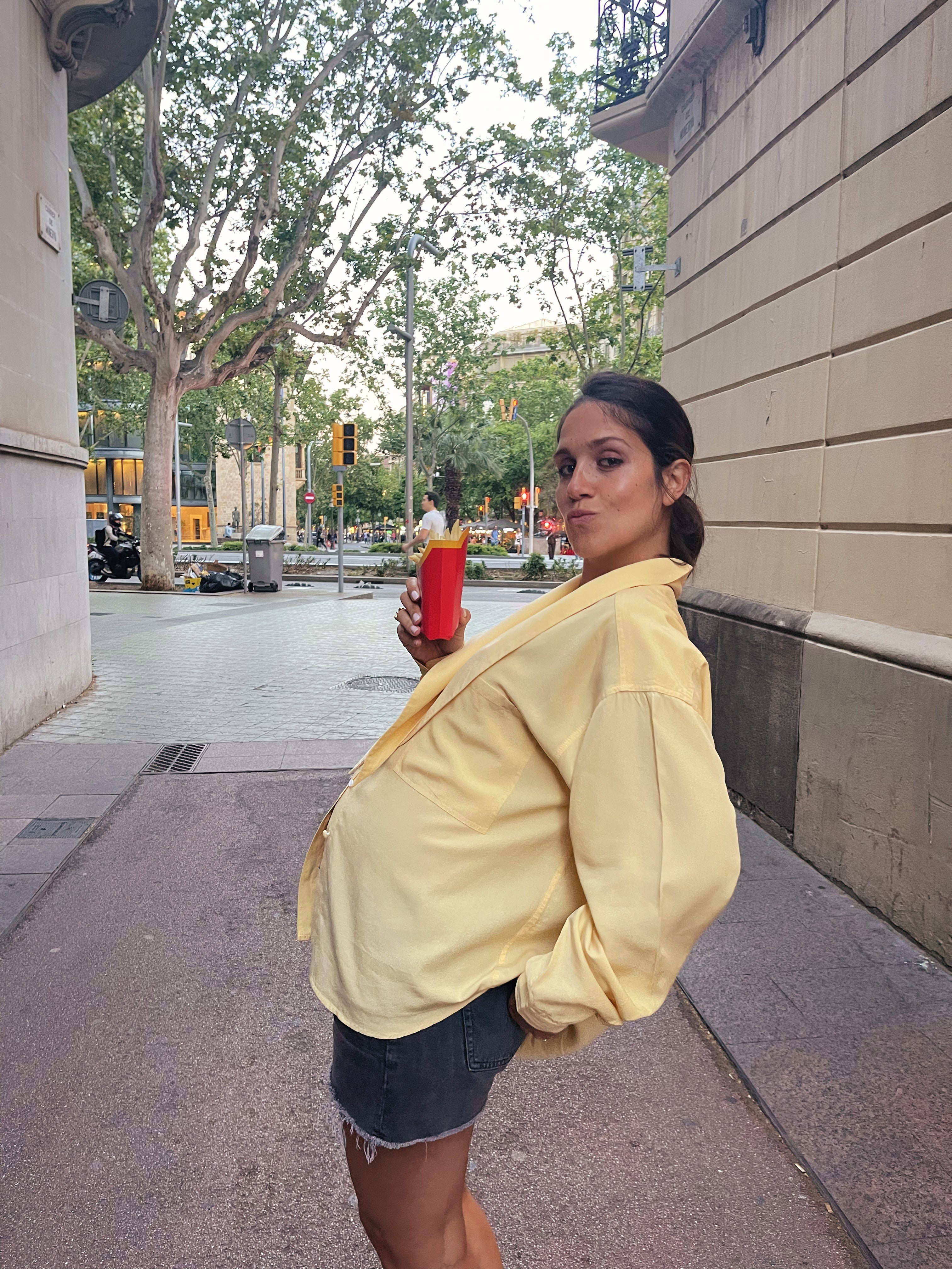 Pre-order Camisa PATATAS FRITAS by Maggie Posti